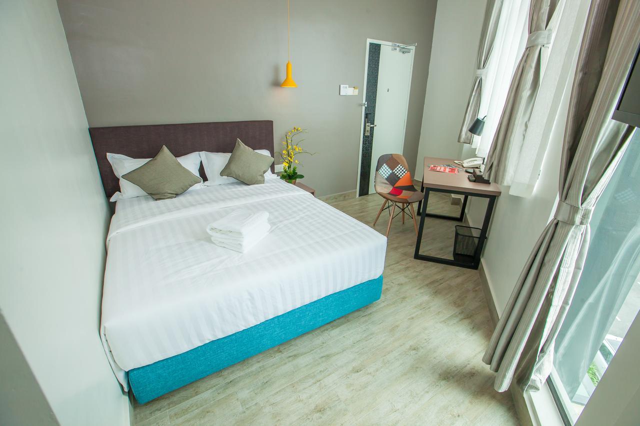 Hotel Bzz Skudai